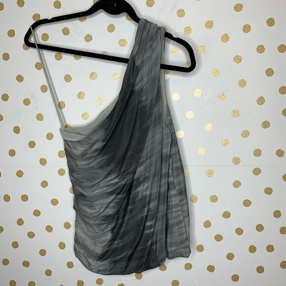 Alice + olivia gray silk one shoulder top XS - Picture 5 of 6